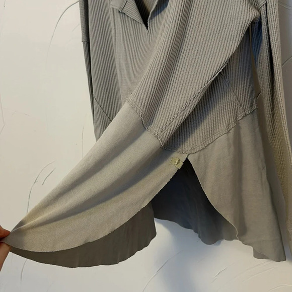 We The Free Free People oversized Waffle Tunic Top EUC L - Picture 4 of 6